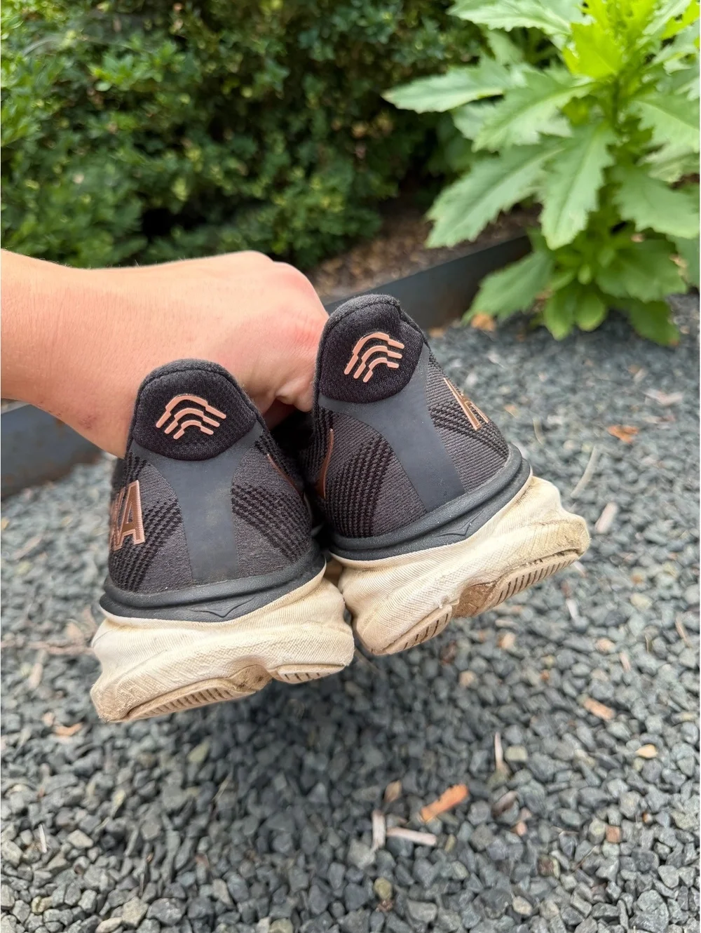 Hoka Clifton 9 Black/Rose Gold Size 10.5W 9M